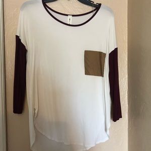 Oversized 3/4 length sleeve shirt!